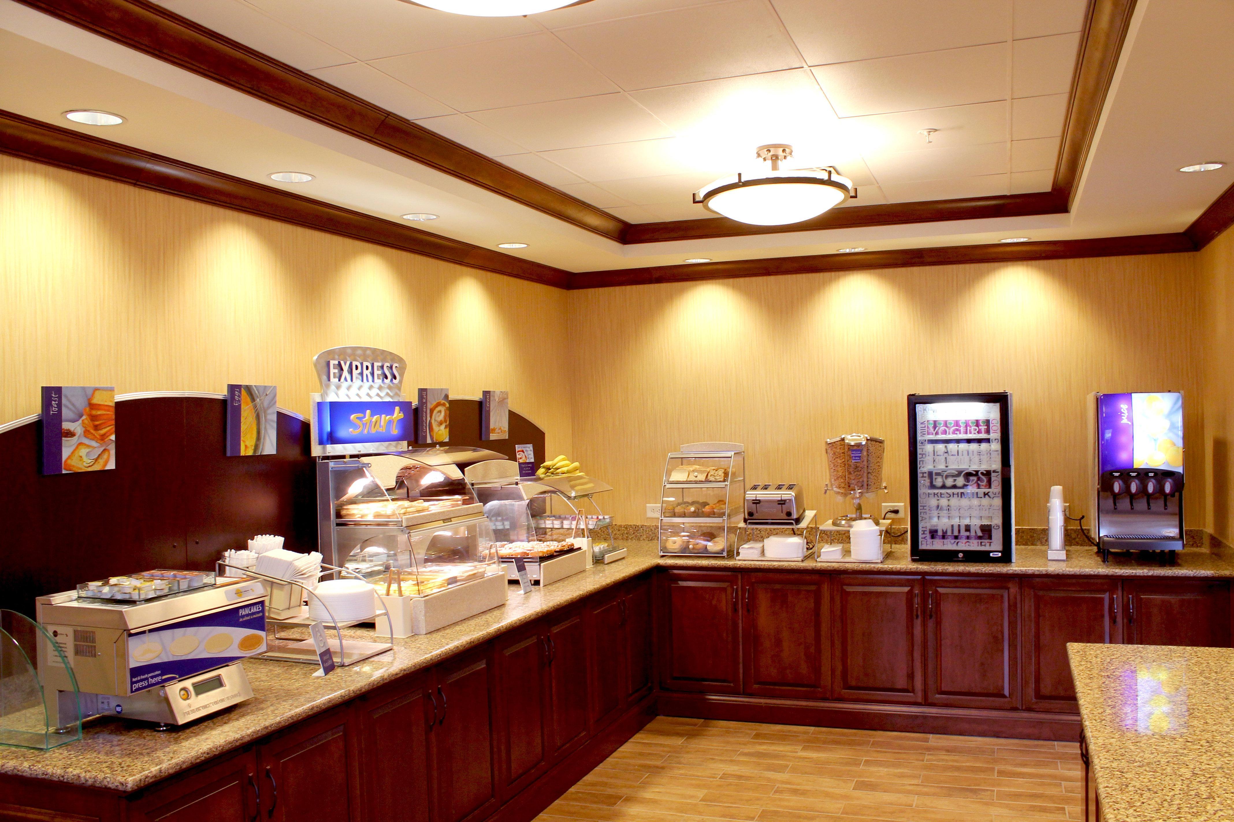Holiday Inn Express & Suites Paducah West By Ihg Exterior foto